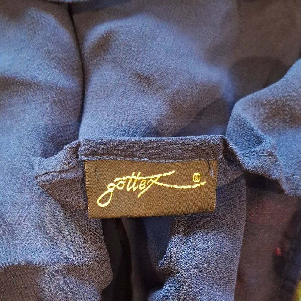 Gottex Navy and Beige Floral‎ Scarf Wrap